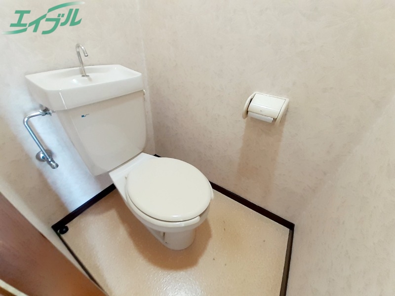 トイレ　同型参考写真