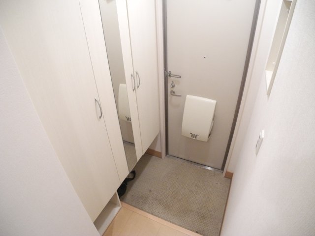玄関　※類似物件写真、現況優先※