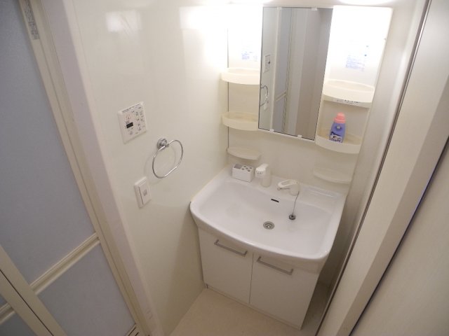 洗面設備　※類似物件写真、現況優先※