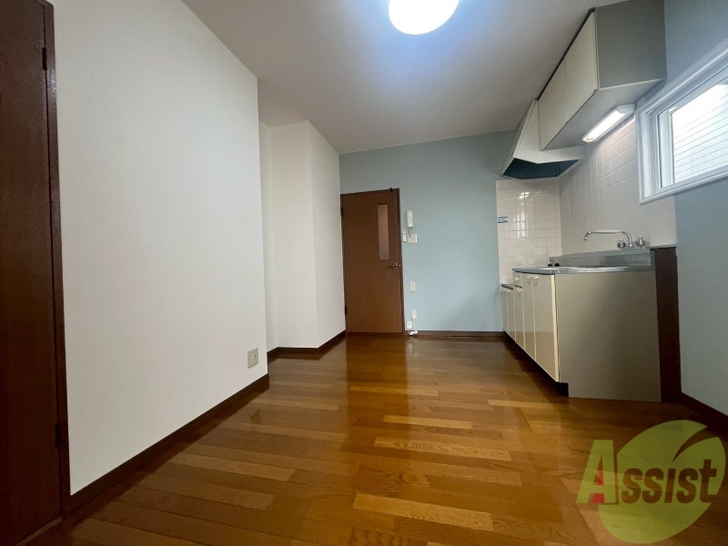 居室・リビング　広くてきれいなリビングです！快適に過ごせそうですね。