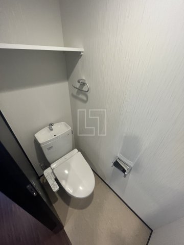 トイレ　プレジオ九条　温水洗浄便座