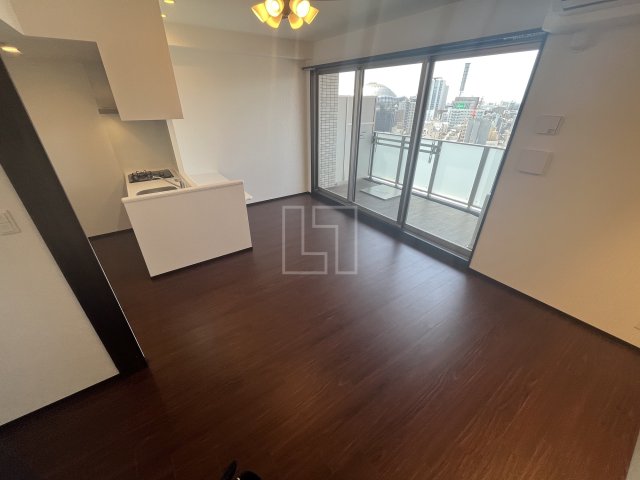 居室・リビング　プレジオ九条　リビング