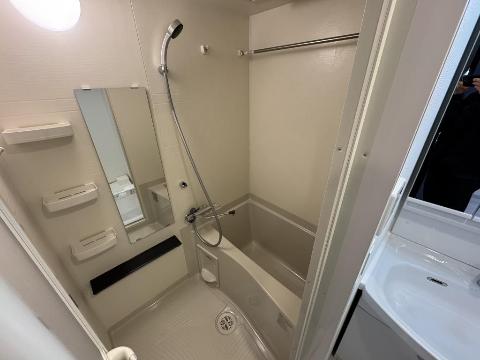 バス・シャワールーム　バス