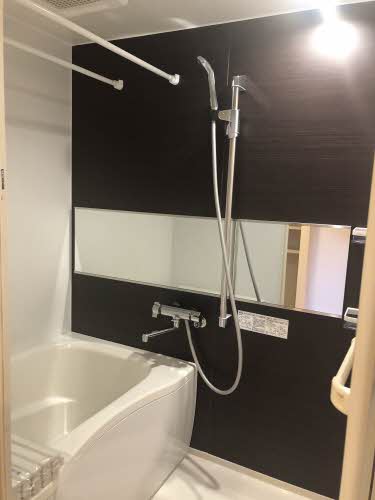 バス・シャワールーム