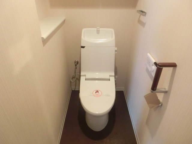 トイレ　★シャワートイレ★