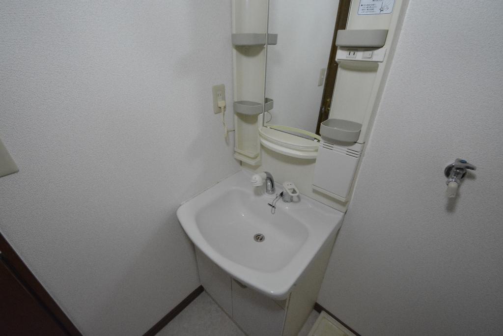 洗面設備　洗髪洗面化粧台