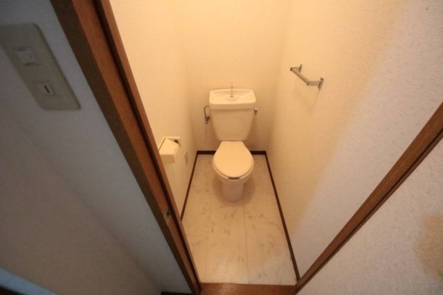 トイレ　コンパクトで使いやすいトイレです