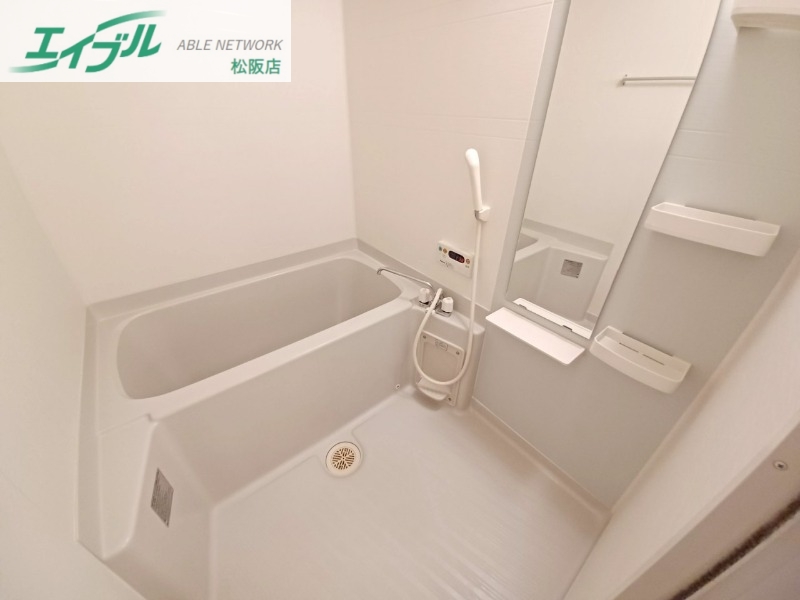 バス・シャワールーム　反転タイプ参考写真