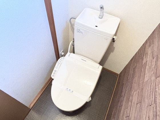 トイレ　シャワー付きトイレ