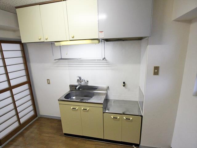 その他　松山市平和通　丸の内ハイツ　キッチン