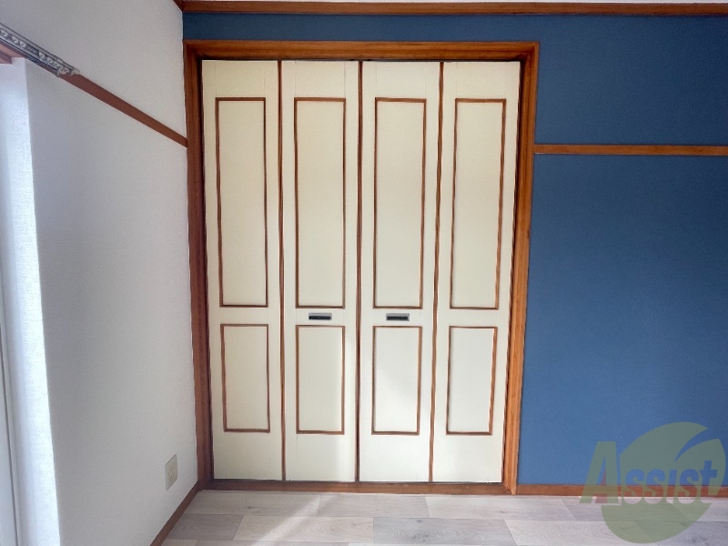 収納　収納はこちら。中の様子が気になりますね。