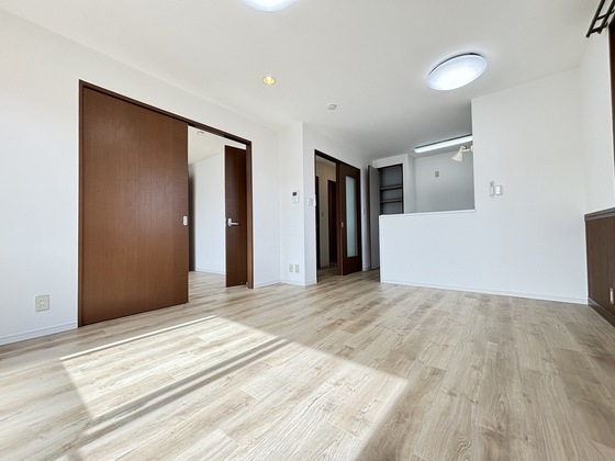 居室・リビング　リビング