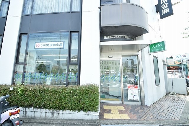 銀行　京都中央信用金庫上堀川支店（銀行）まで260m