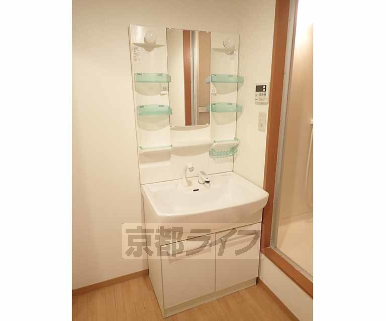 洗面設備　シャンプードレッサーです。