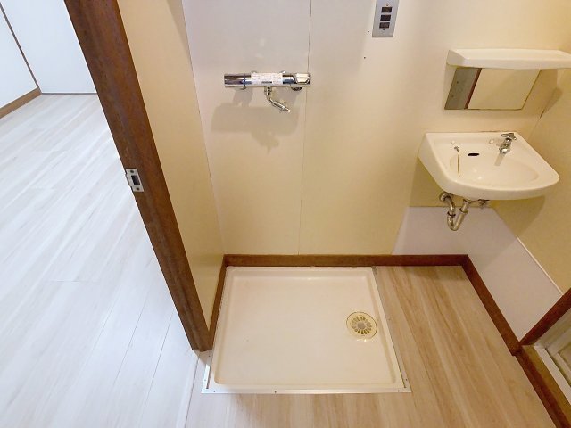 洗面設備　2026年1月撮影。現況が相違する場合は現況を優先致します。