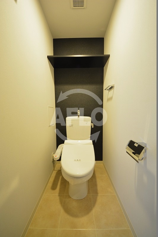 トイレ　レジュールアッシュ上町台