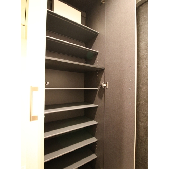 その他設備　シューズボックス