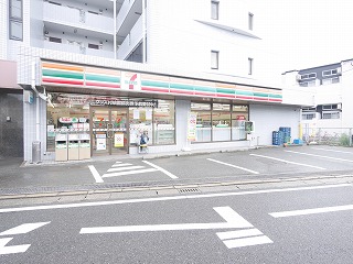 コンビニ　セブンイレブン福岡唐原7丁目店（コンビニ）まで246m