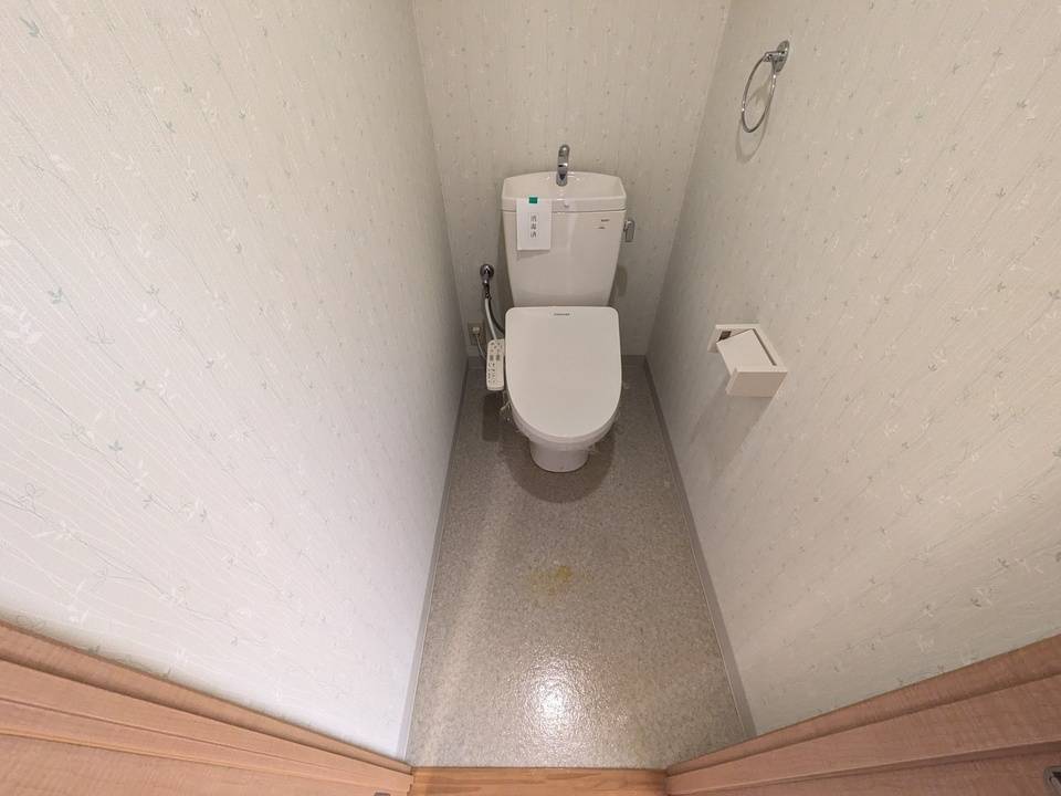 トイレ　トイレ