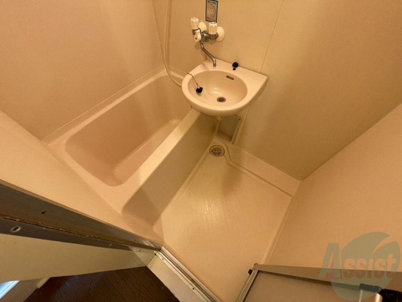 バス・シャワールーム　お風呂です。ゆっくりお風呂につかるのも体に良いですね～