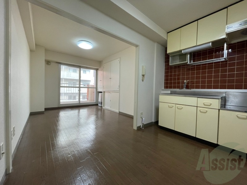 居室・リビング　明るいお部屋は気持ちよく過ごせそうですね。