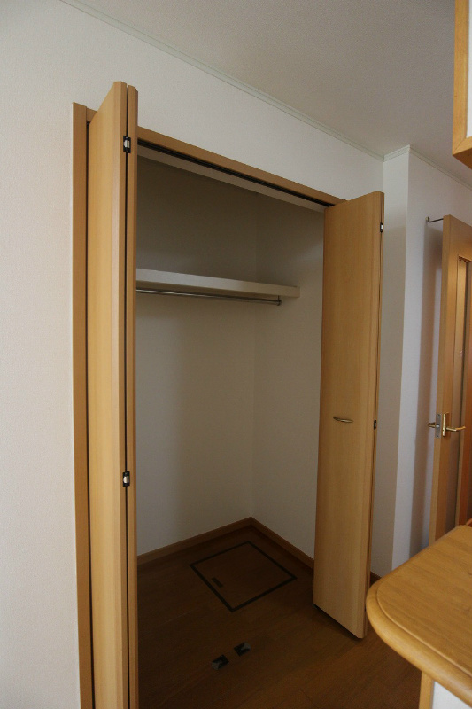 収納　クローゼット