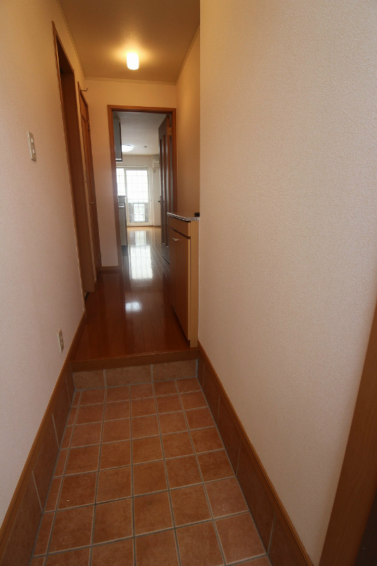 玄関　玄関・収納付