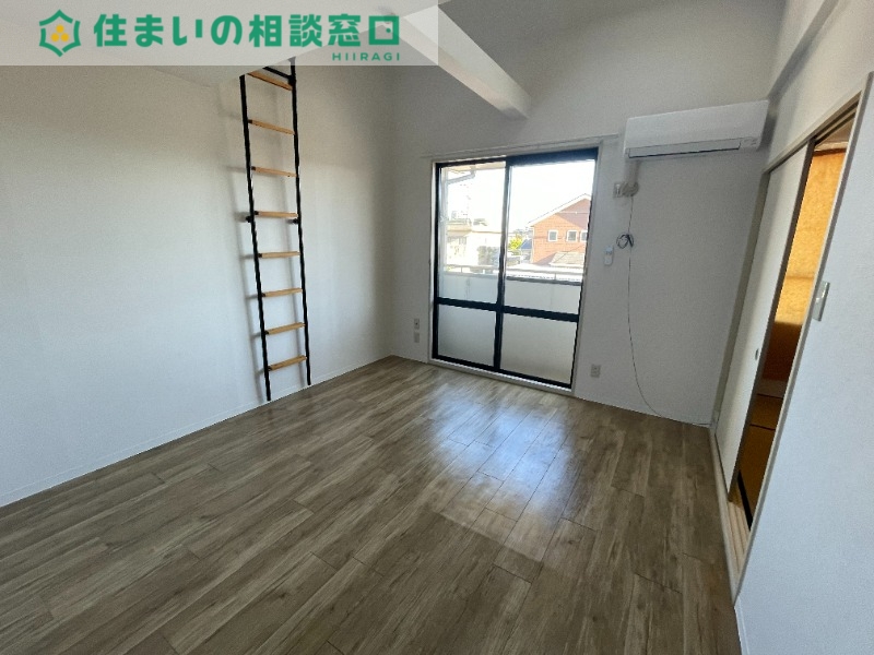 居室・リビング　同型