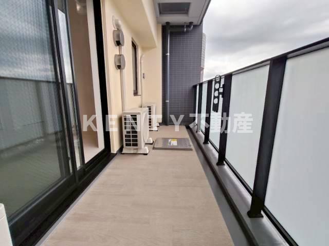 バルコニー　お洗濯にも便利なバルコニー付き