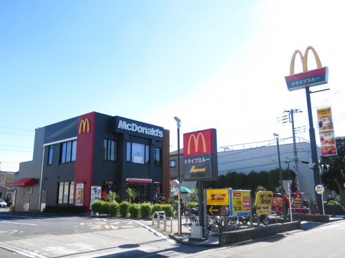 飲食店　マクドナルド 浦安富士見店（飲食店）まで694m