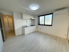 都営大江戸線/西新宿五丁目駅 歩4分