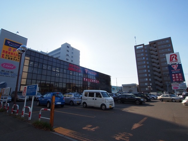 スーパー　ラルズストア　平岸店（スーパー）まで500m