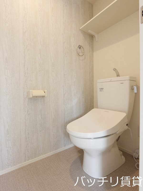 トイレ　画像は同シリーズタイプの為、参考写真になります。