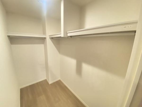収納　ウォークインクローゼット！