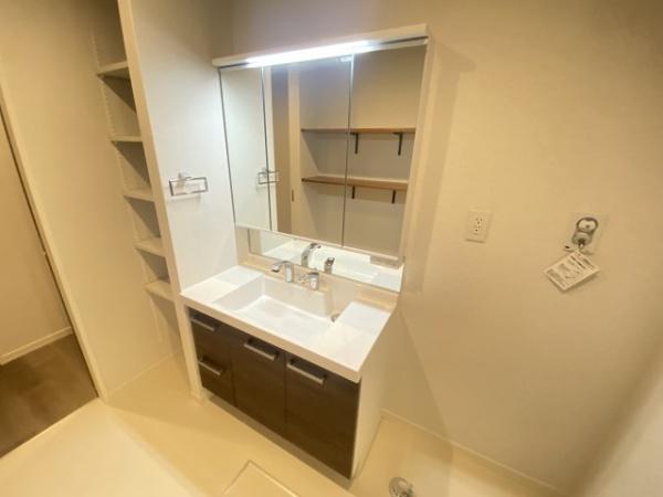 洗面設備　シャンプードレッサー！