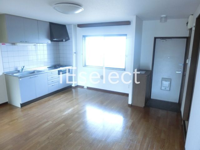 居室・リビング　10帖のリビングでゆったり過ごせます