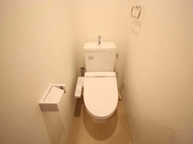 トイレ　モデル