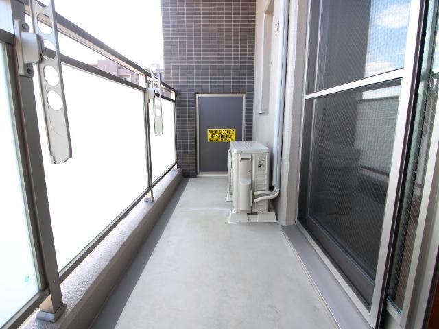 バルコニー　モデル