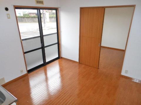 居室・リビング　リビング