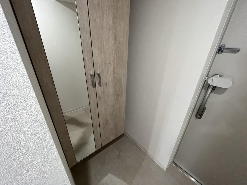 玄関　写真は同室タイプ802号室