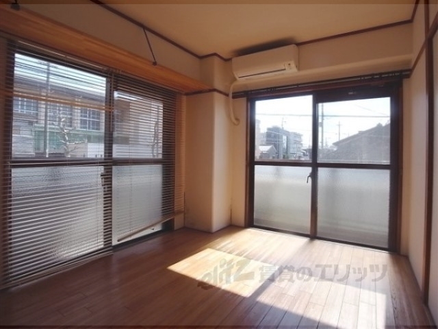 居室・リビング　洋室