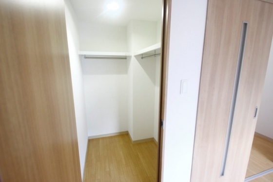 収納　※別部屋の写真です