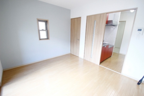 居室・リビング　※別部屋の写真です