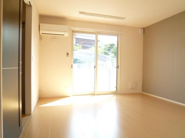 居室・リビング　☆お洒落なアクセントクロス☆