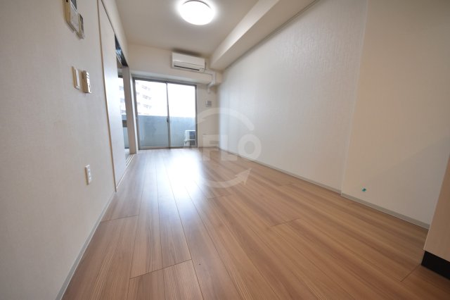 居室・リビング　グランバース福島　洋室