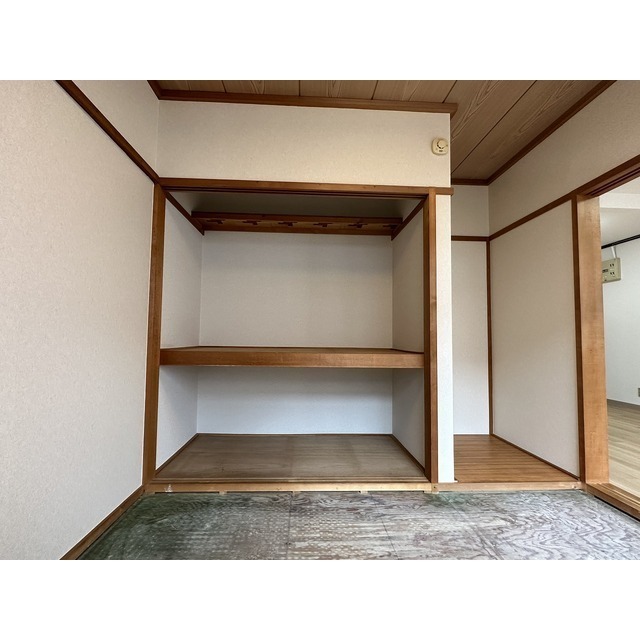 収納　畳・襖が入ります