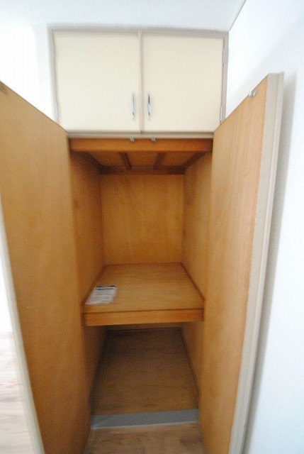収納　写真は３０５号室