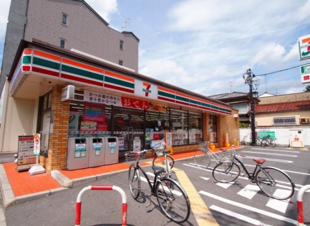 コンビニ　セブンイレブン京都下鴨高木町店（コンビニ）まで674m