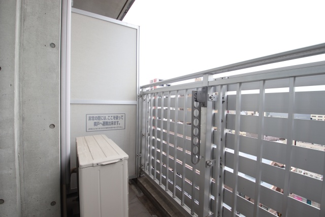 バルコニー　※別室の参考写真の為、現況優先です。