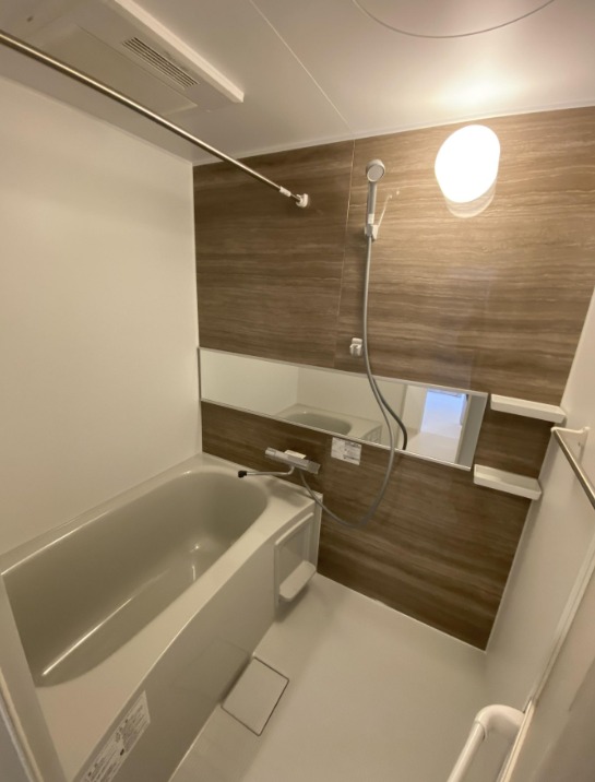 バス・シャワールーム　同型イメージ